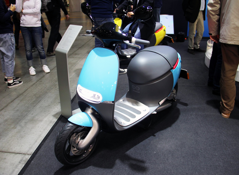 gogoro smartscooter EV designboom