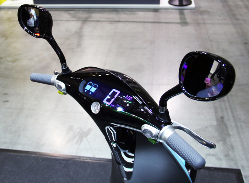 gogoro smartscooter EV designboom