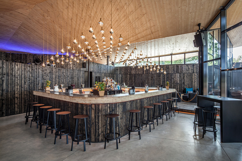 boos-beach-club-restaurant-metaform-architects-luxembourg-designboom-02