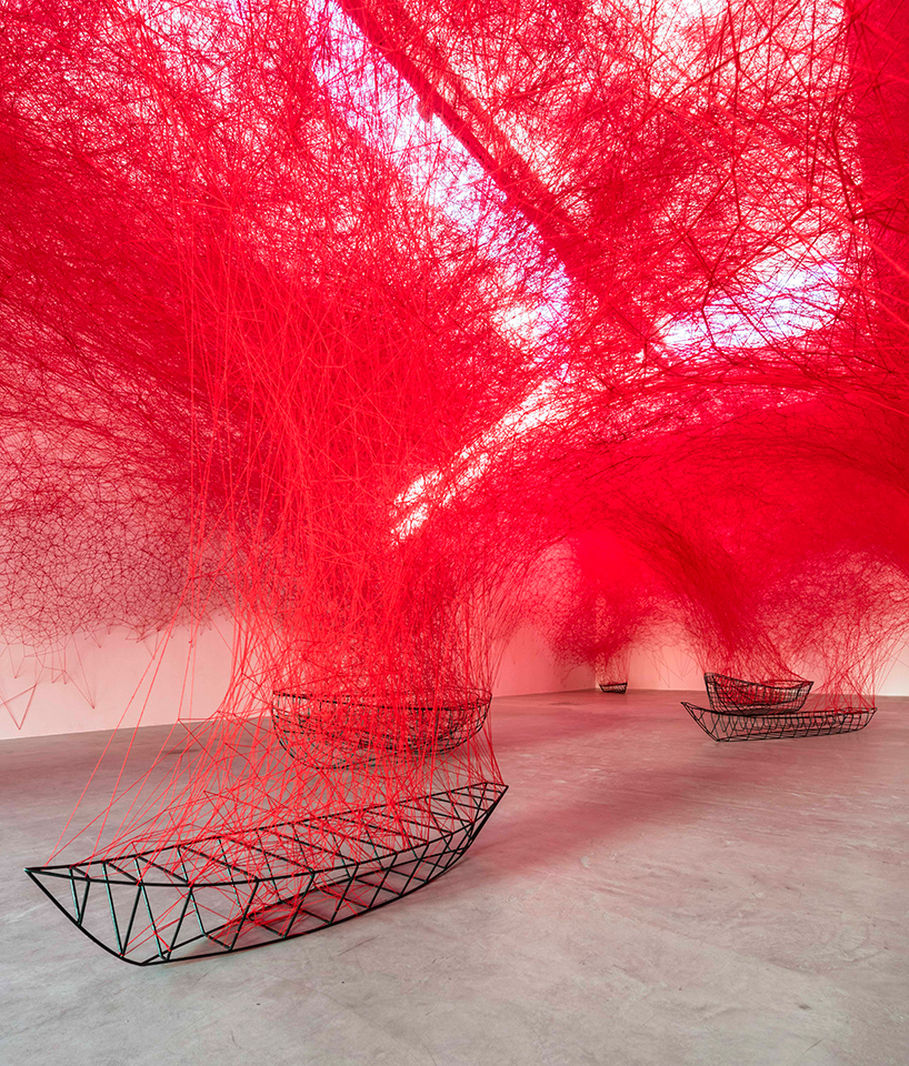 chiharu-shiota-uncertain-journey-blain-southern-designboom-02