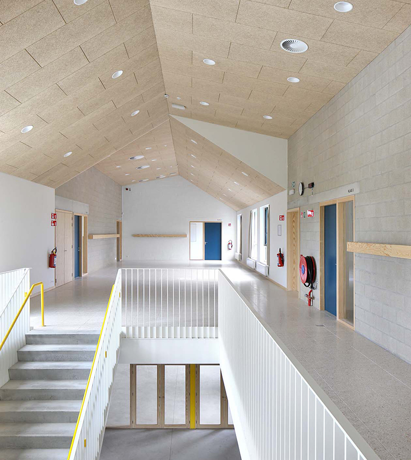 dierendonckblancke-architects-rimst-school-belgium-designboom-02
