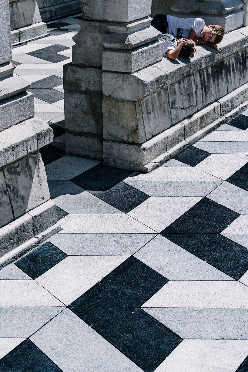 garciagerman-arquitectos-puertochico-plaza-and-market-cantabria-spain-designboom-02