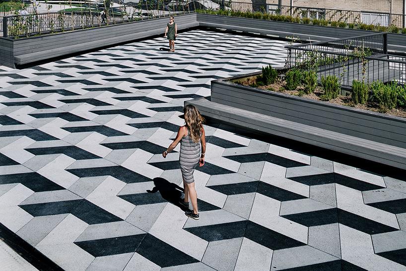 garciagerman-arquitectos-puertochico-plaza-and-market-cantabria-spain-designboom-02