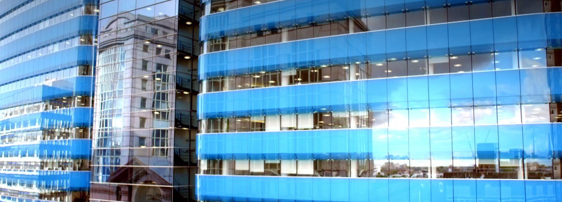 grimshaw's st botolph building has a pioneering lift system
