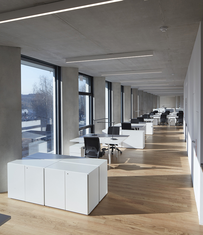 herzog de meuron feltrinelli milan