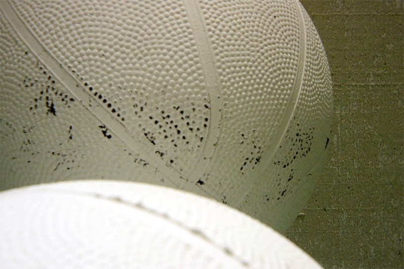 john-margaritis-shoots-water-box-series-designboom-07