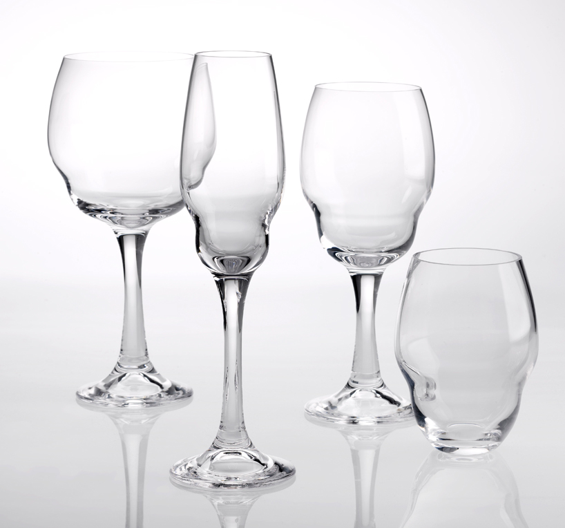 nigel-coates-heads-up-glass-collection-nude-designboom-002