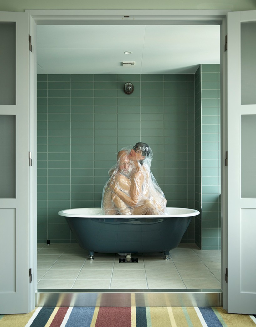 photographer-hal-flesh-love-returns-designboom-03