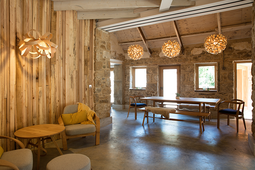tom-raffield-steam-bent-wooden-home-cornwall-england-designboom-02