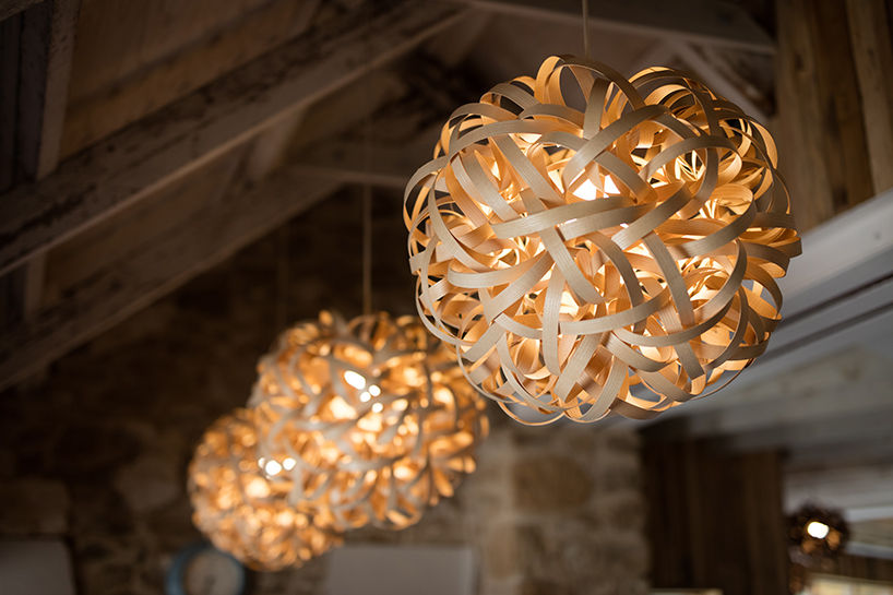 tom-raffield-steam-bent-wooden-home-cornwall-england-designboom-02