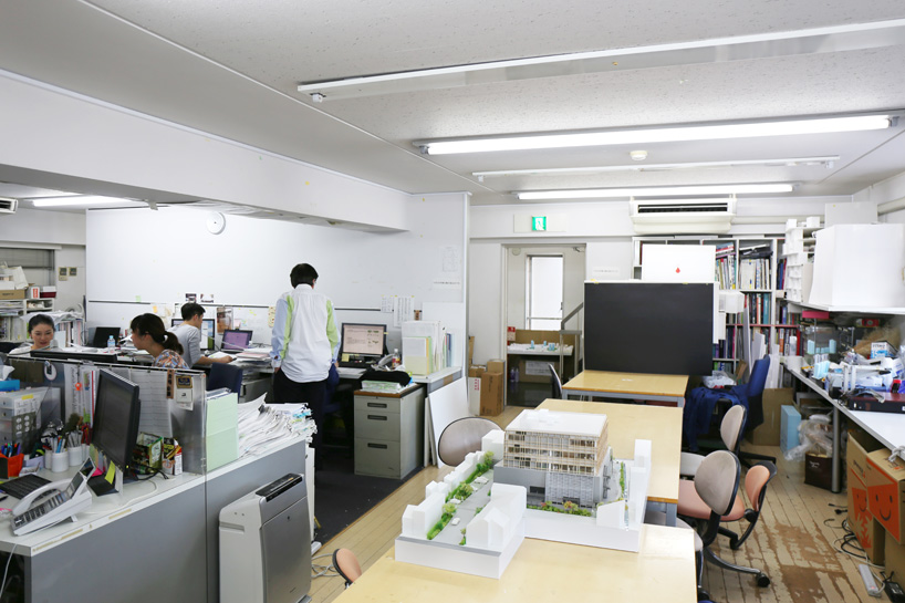 toyo-ito-studio-visit-2016-designboom-003