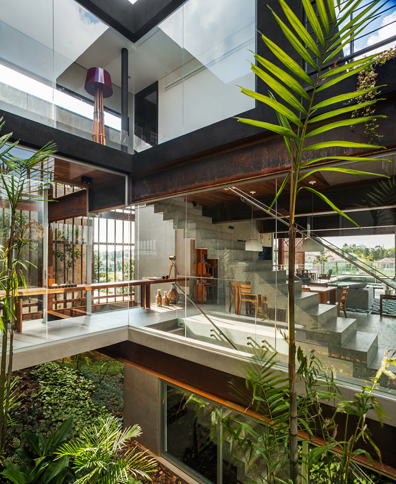 FGMF arquitetos completes mirante house in brazil FGMF arquitetos completes mirante house in brazil