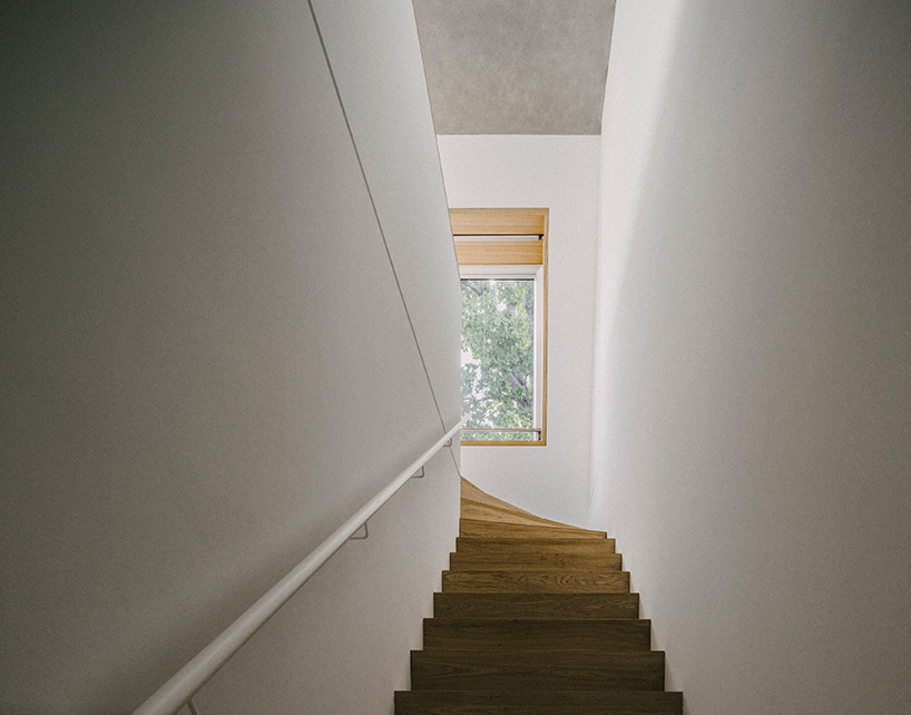 barkow-leibinger-apartment-house-prenzlauer-berg-berlin-germany-designboom-02