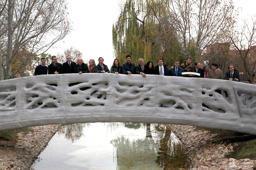 world first 3D printed pedestrian bridge catalonia designboom