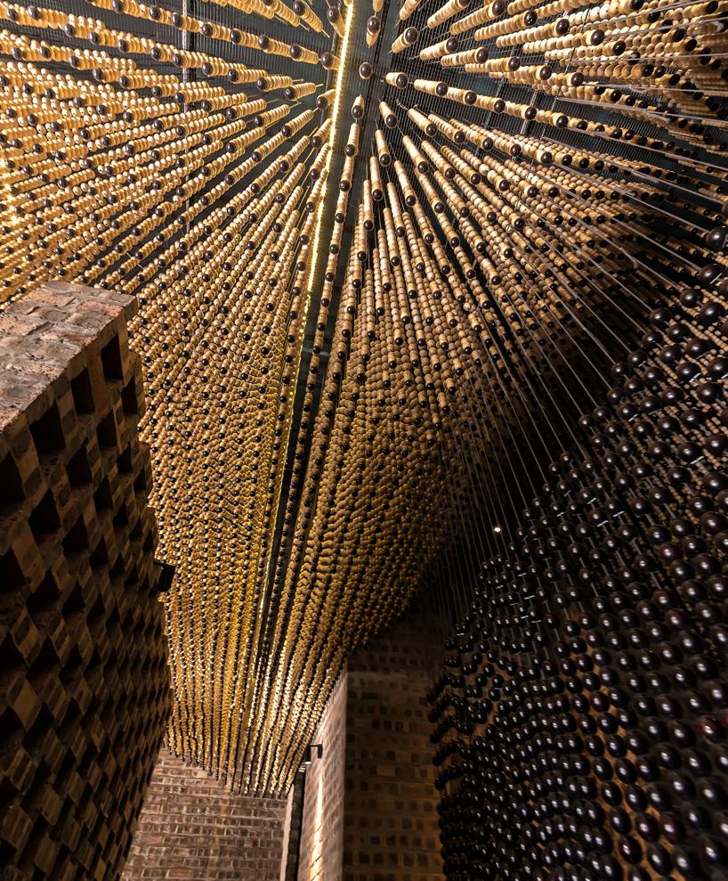 h&p-architects-manh-manh-salon-vietnam-designboom-02