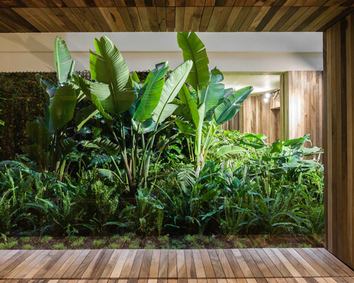 isay weinfeld designs interiors for 'the green spot' restaurant in barcelona