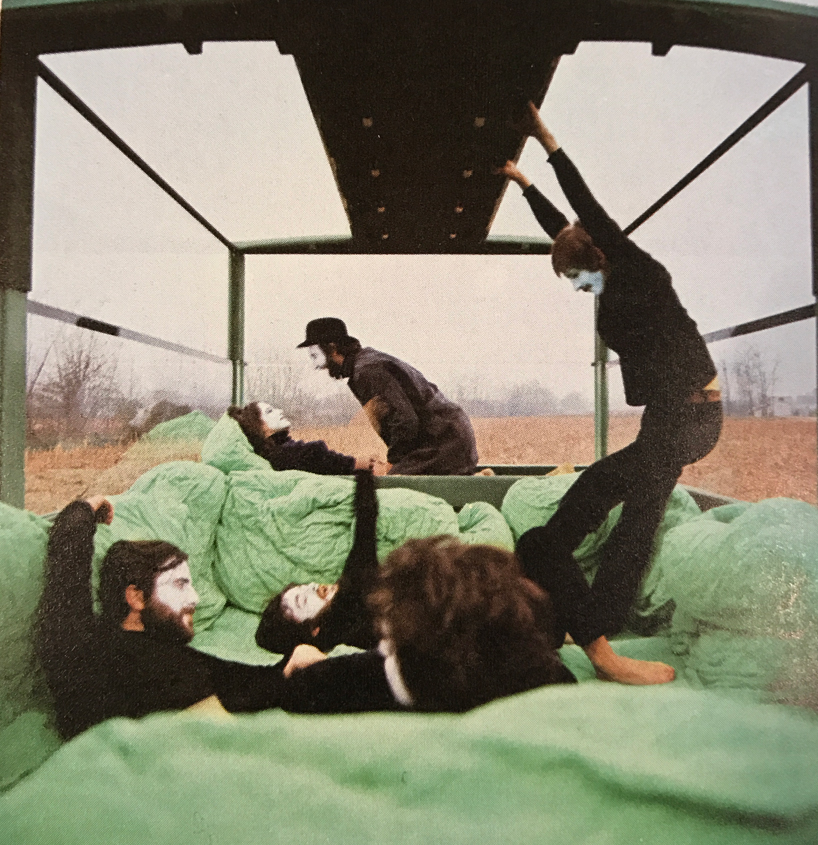 mario-bellini-kar-a-sutra-triennale-milano-designboom-007