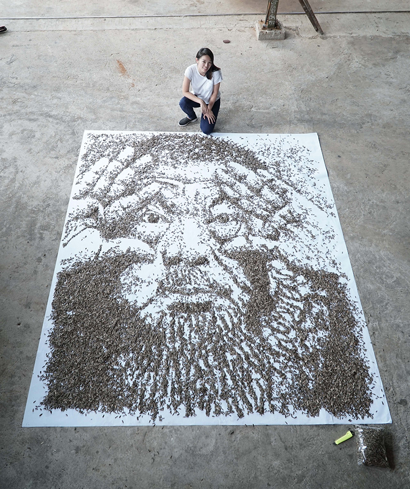 red-hongyi-20000-seeds-ai-weiwei-portrait-designboom-02
