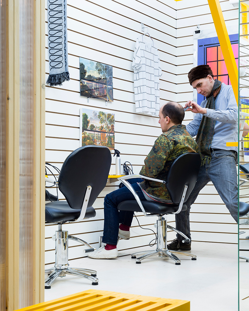 sam-jacob-studio-DKUK-gallery-peckham-art-gallery-hair-salon-london-designboom-02