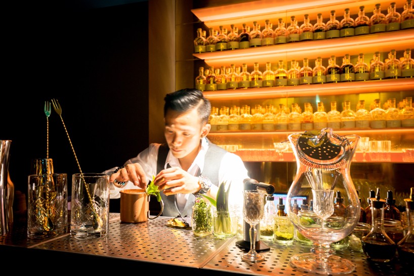 lagranja design the other room cocktail bar singapore designboom 03