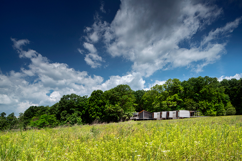 bohlin-cywinski-jackson-high-meadow-dwellings-fallingwater-institute-designboom-02