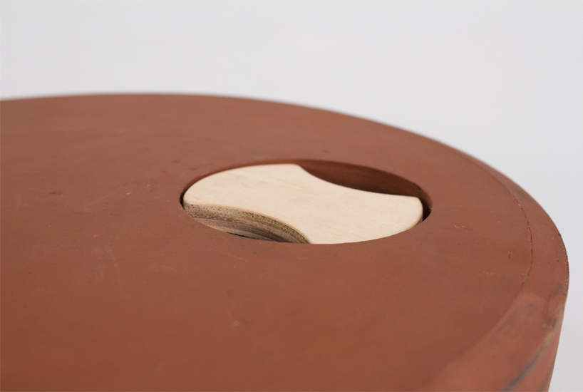 bouillon warm stool ambiente designboom01
