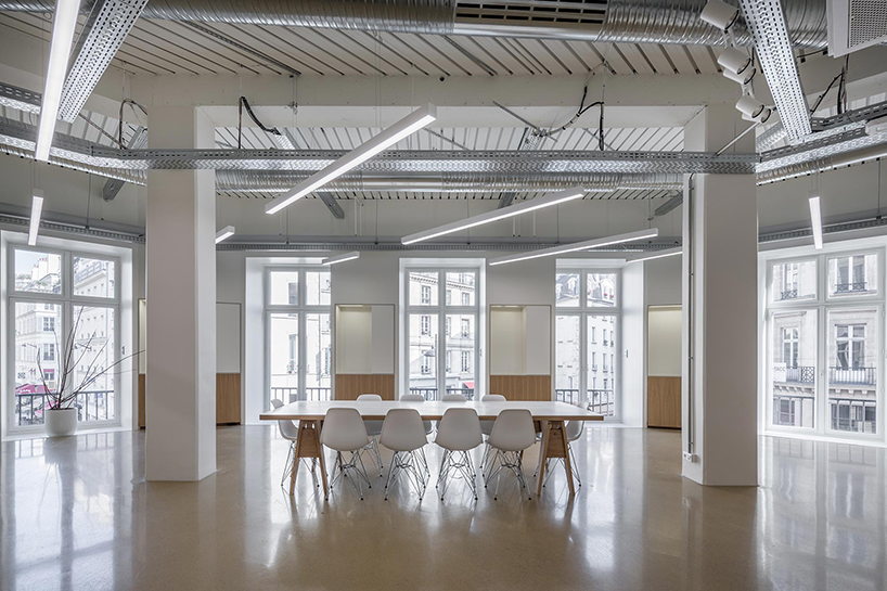 cigue-architecture-uniqlo-u-r&d-center-paris-designboom-03