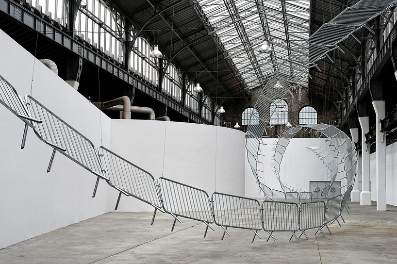 didier-faustino-des-corps-des-astres-designboom-05