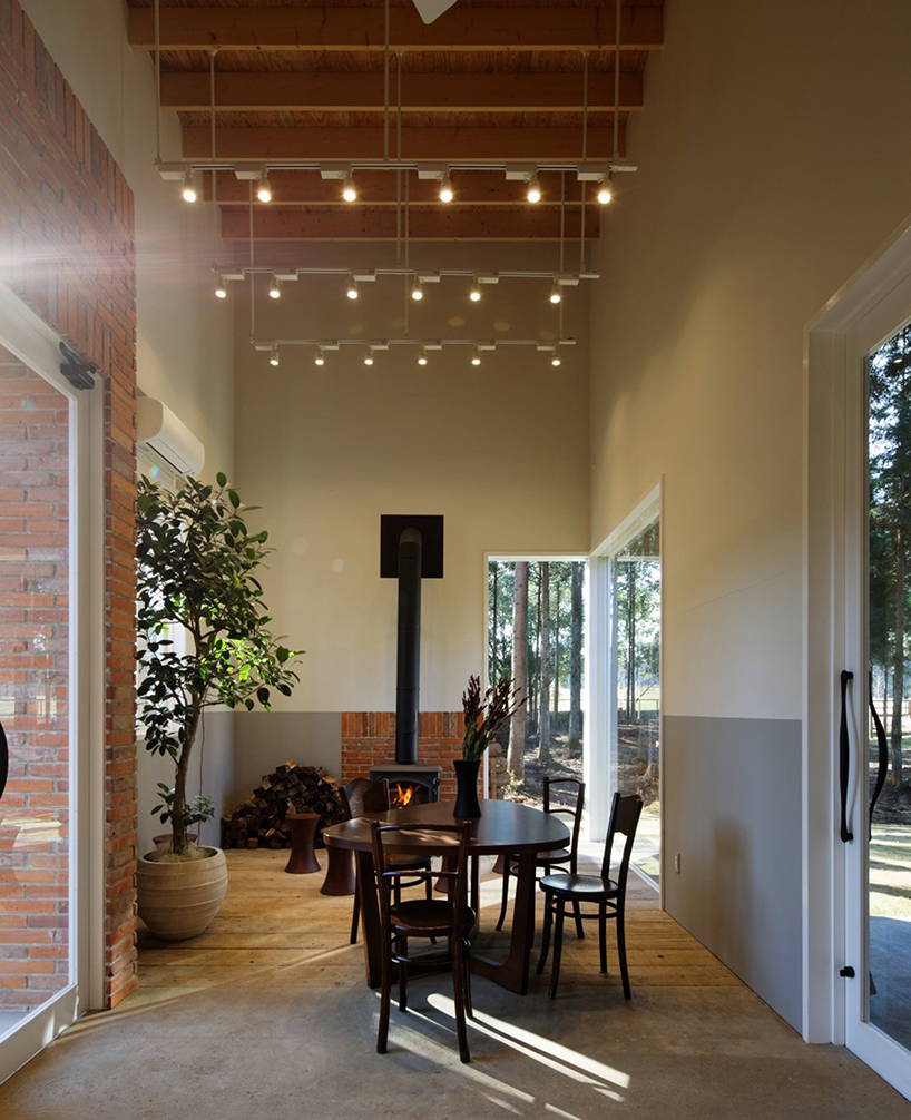 furuya-design-tokyo-classic-forest-clubhouse-designboom-03