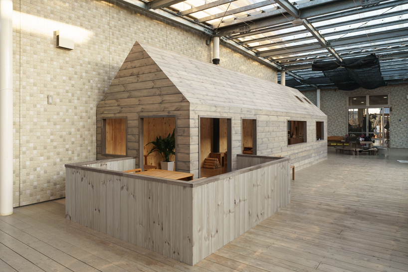 hibinosekkei-youji-no-shiro-kinds-design-labo-ouchi-kindergarten-extension-japan-designboom-003