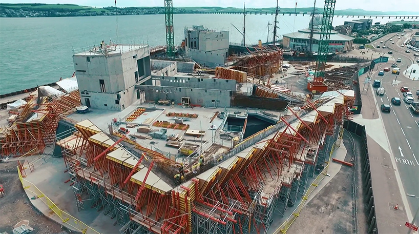 kengo kuma v and a dundee