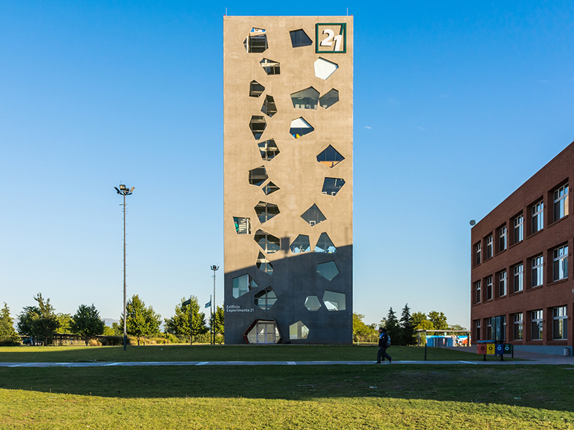 lucio-morini-arquitectos-experimenta-21-tower-cordoba-argentina-designboom-02