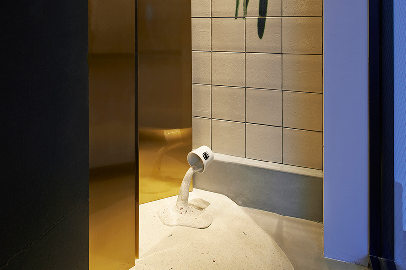 ninkipen!-soup-stock-store-japan-designboom-03