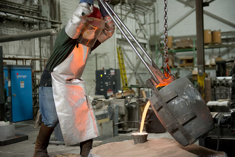 oscar-statuette-roundup-designboom-06