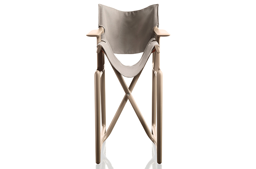philippe starck stanley magis director chair designboom