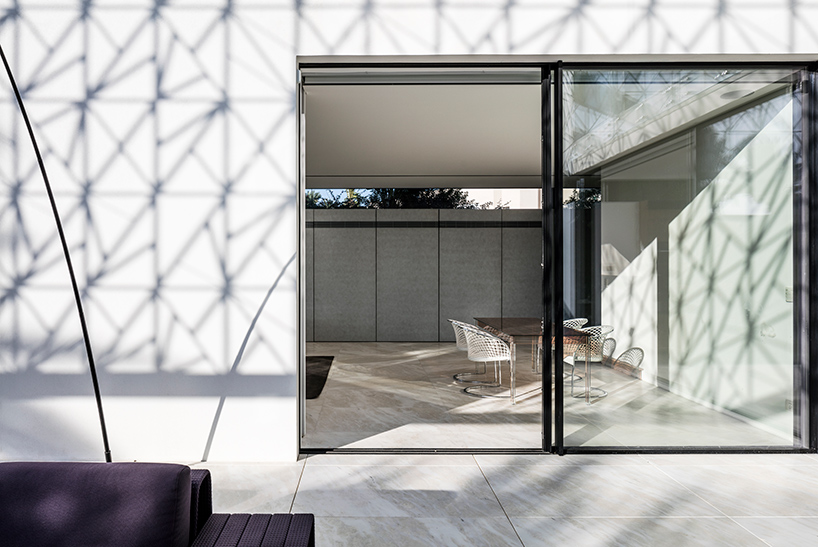 pitsou-kedem-N2-house-seven-stages-herzliya-pituah-israel-designboom-02