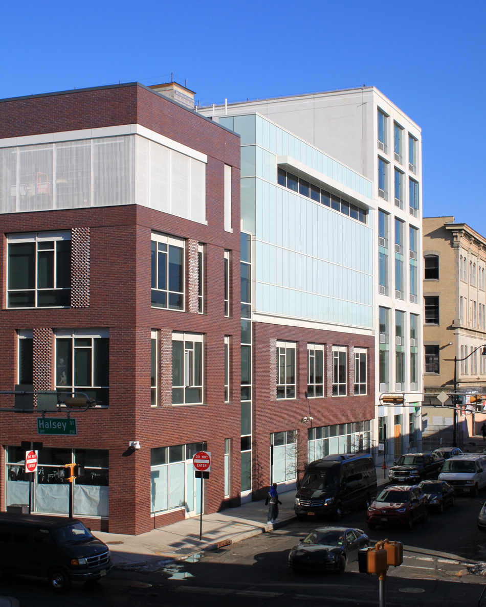 richard meier teachers village
