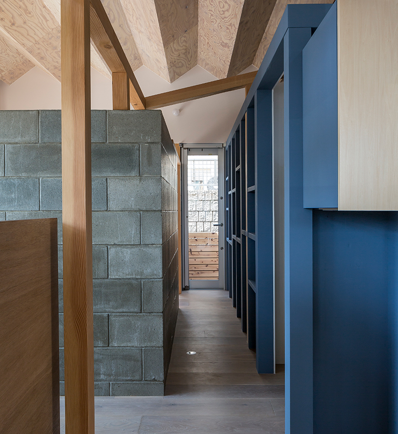 _+-s--shintaro-matsushita-+-takashi-suzuki-ienowa-house-designboom-02