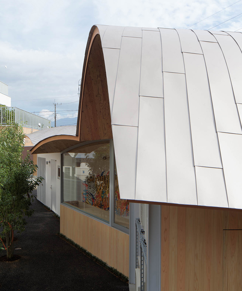 toranoko-nursery-takashige-yamashita-office-two-japan-designboom-02
