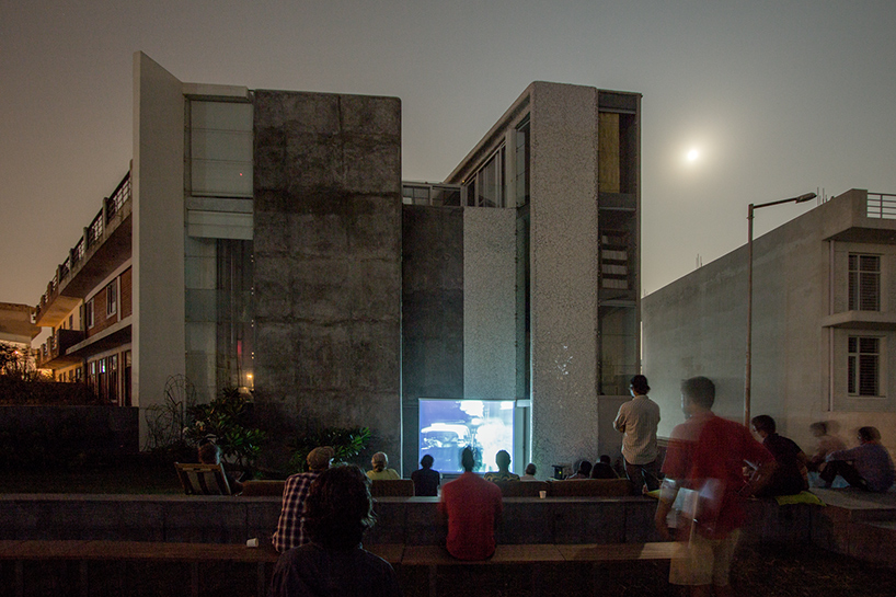 anagram-architects-artrovert-studio-house-greater-noida-india-designboom-02