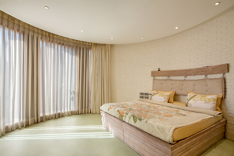 anagram-architects-outre-house-new-delhi-india-designboom-02