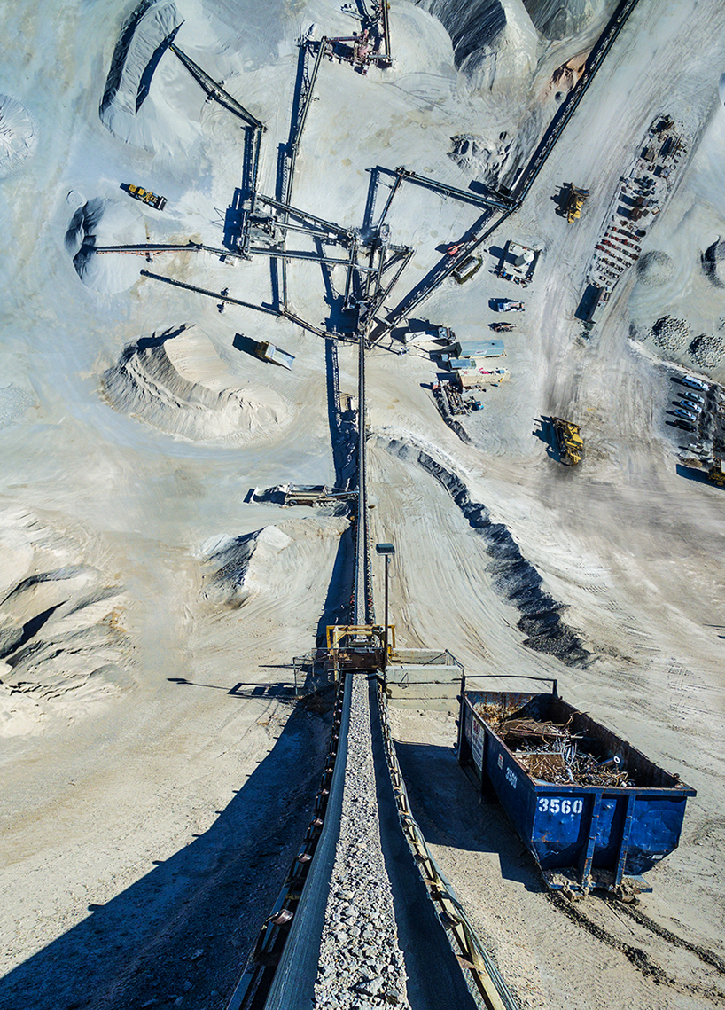 aydin-buyuktas-flatland-usa-designboom-02