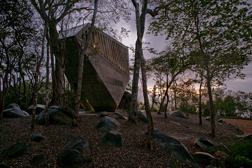 bnkrarquitectos_sunsetchapel