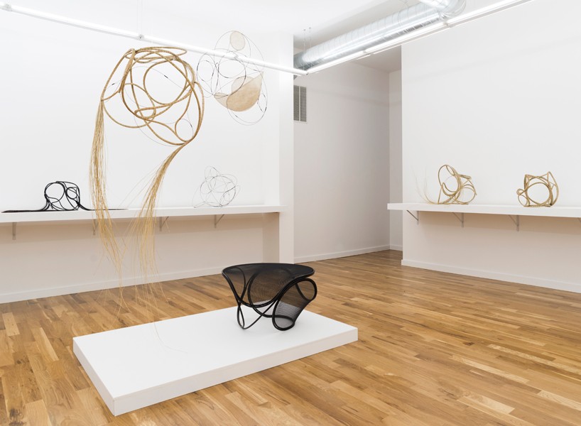 arandalash coil and cloud exhibition volume gallery chicago designboom 01