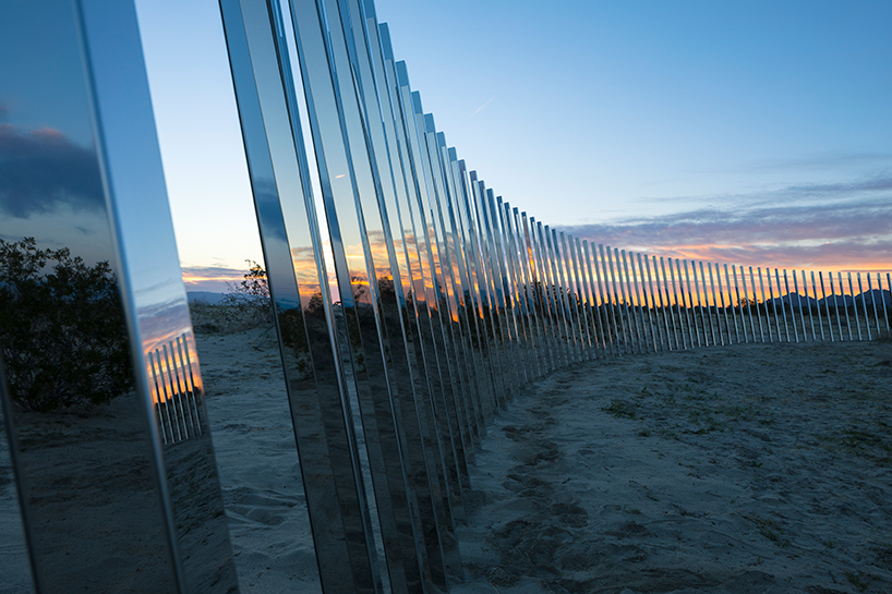 desert-x-phillip-k.smith-the-circle-of-land-and-sky-designboom-02