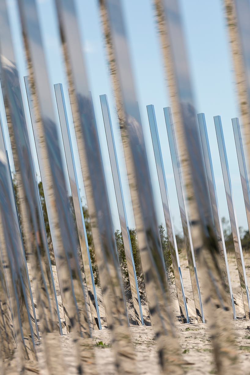 desert-x-phillip-k.smith-the-circle-of-land-and-sky-designboom-02