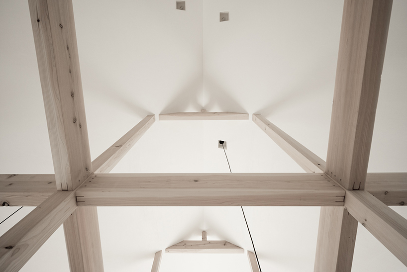 florian-busch-architects-K-house-in-niseko-hokkaido-japan-designboom-02