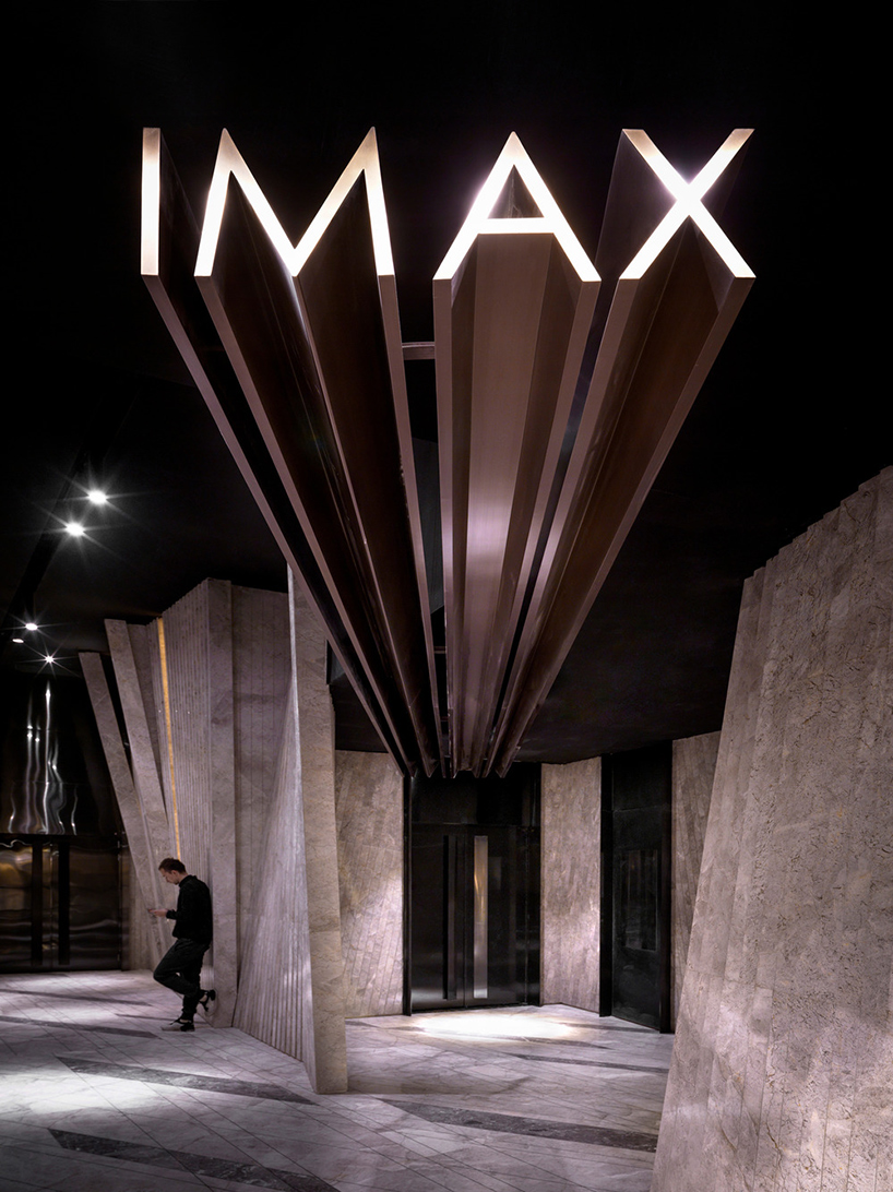one-plus-partnership-meteor-cinema-guangzhou-china-designboom-02