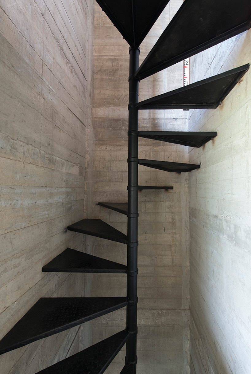 palinda-kannangara-studio-dwelling-at-rajagiriya-sri-lanka-designboom-03