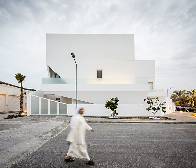 studio-madouh-residential-nasima-rawda-kuwait-city-designboom-02